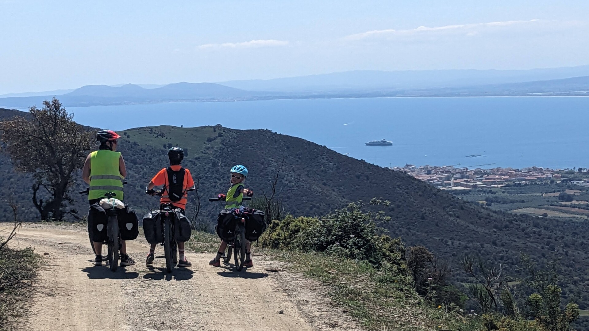 De Collioure à Cadaqués en VTTAE